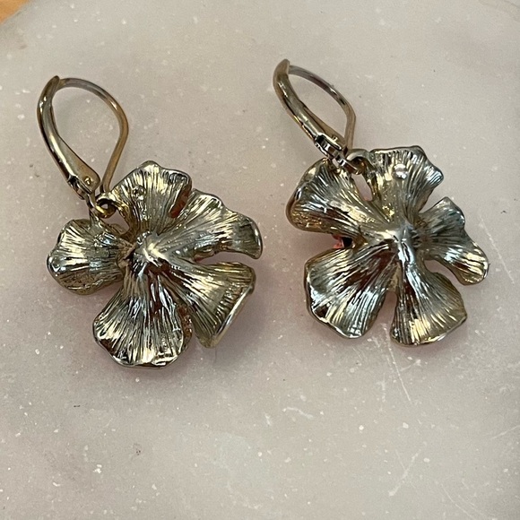 Coral Orange Enamel Floral Drop Earrings Gold Tone - Picture 7 of 12